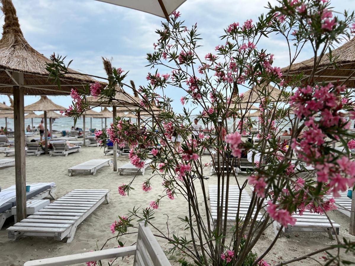 Mamaia Summerland Beach Εξωτερικό φωτογραφία